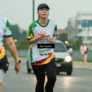 Runner Photo 7703180