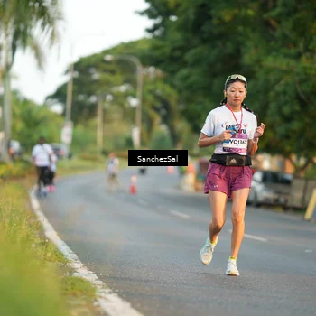 Runner Photo 7703205