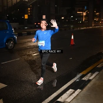 Runner Photo 7703213