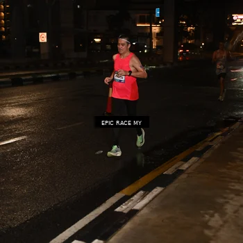 Runner Photo 7703215