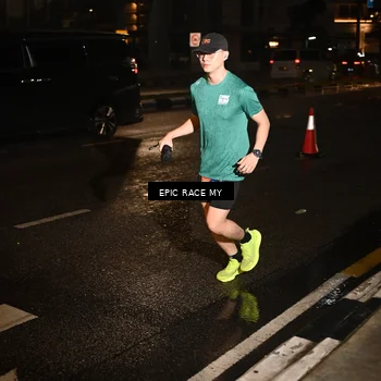 Runner Photo 7703225
