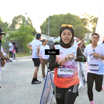 Runner Photo 7703226