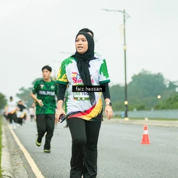 Runner Photo 7703230
