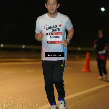 Runner Photo 7703246