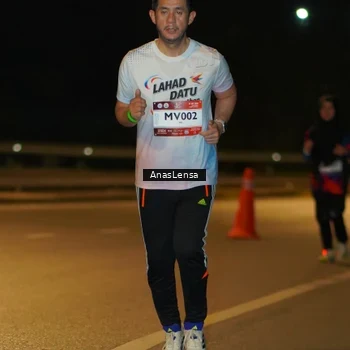 Runner Photo 7703251