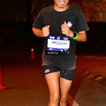 Runner Photo 7703254
