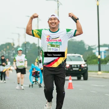 Runner Photo 7703266