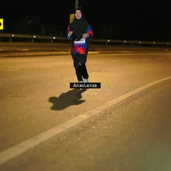 Runner Photo 7703317
