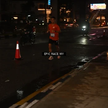 Runner Photo 7703323