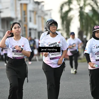 Runner Photo 7703337