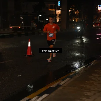 Runner Photo 7703341