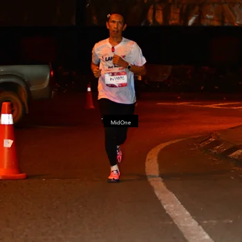 Runner Photo 7703352