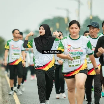 Runner Photo 7703354