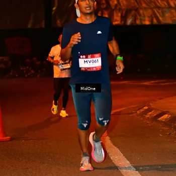Runner Photo 7703364