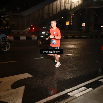 Runner Photo 7703367