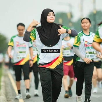 Runner Photo 7703373