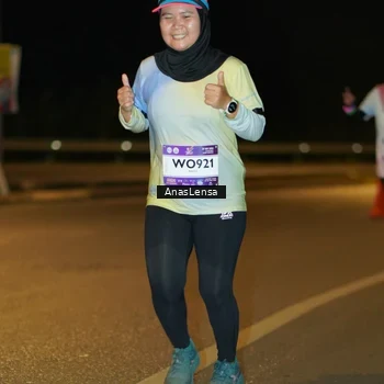 Runner Photo 7703383