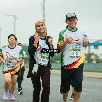 Runner Photo 7703385