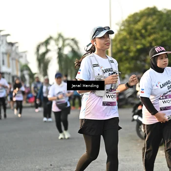 Runner Photo 7703387