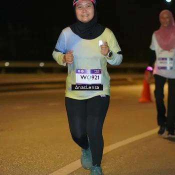 Runner Photo 7703389