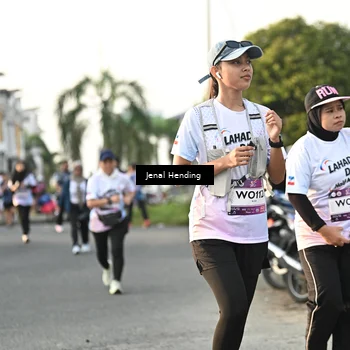 Runner Photo 7703395