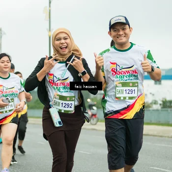 Runner Photo 7703396