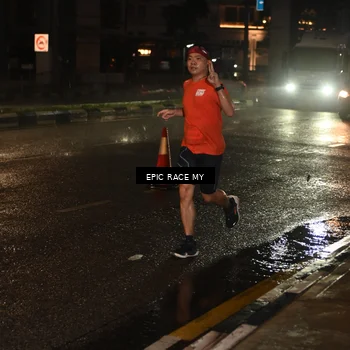 Runner Photo 7703407