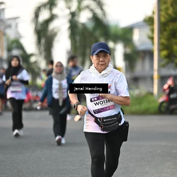 Runner Photo 7703432