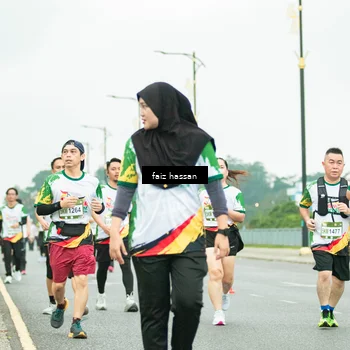Runner Photo 7703438