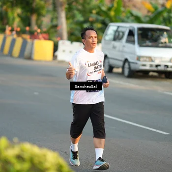 Runner Photo 7703442