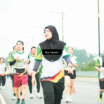 Runner Photo 7703444
