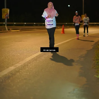 Runner Photo 7703458