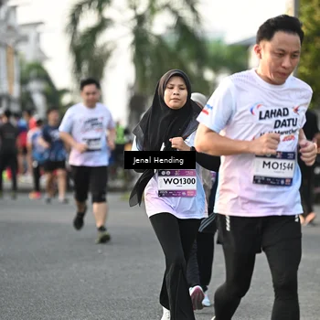 Runner Photo 7703485
