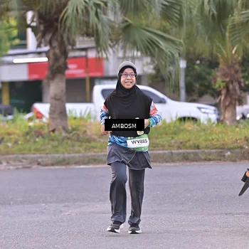 Runner Photo 7703490