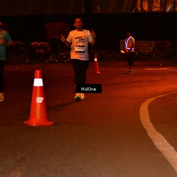 Runner Photo 7703498