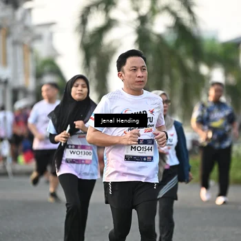 Runner Photo 7703511
