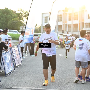 Runner Photo 7703524