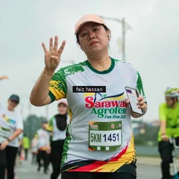 Runner Photo 7703547