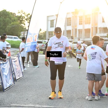 Runner Photo 7703550