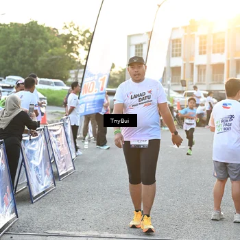 Runner Photo 7703561