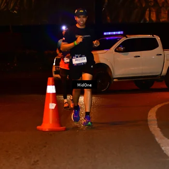 Runner Photo 7703565