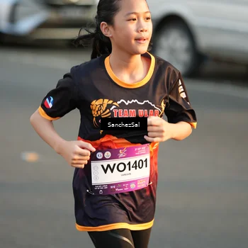 Runner Photo 7703569
