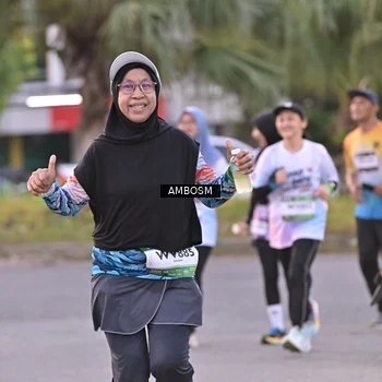 Runner Photo 7703572