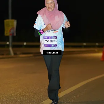 Runner Photo 7703575