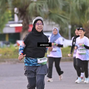 Runner Photo 7703582