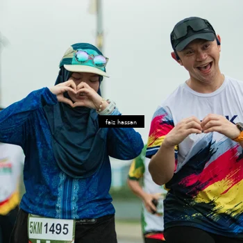 Runner Photo 7703623