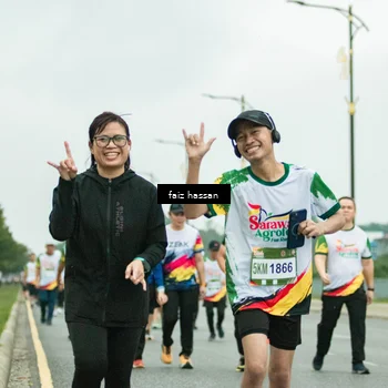 Runner Photo 7703628