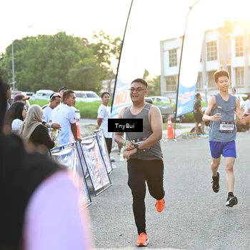 Runner Photo 7703634