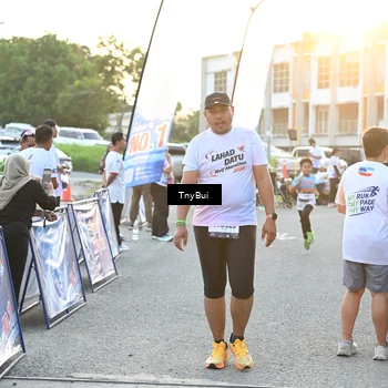 Runner Photo 7703636