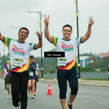 Runner Photo 7703646